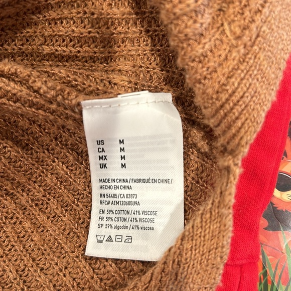 American Eagle beautiful rich terra cota colored cardigan. Size medium. - Picture 5 of 6